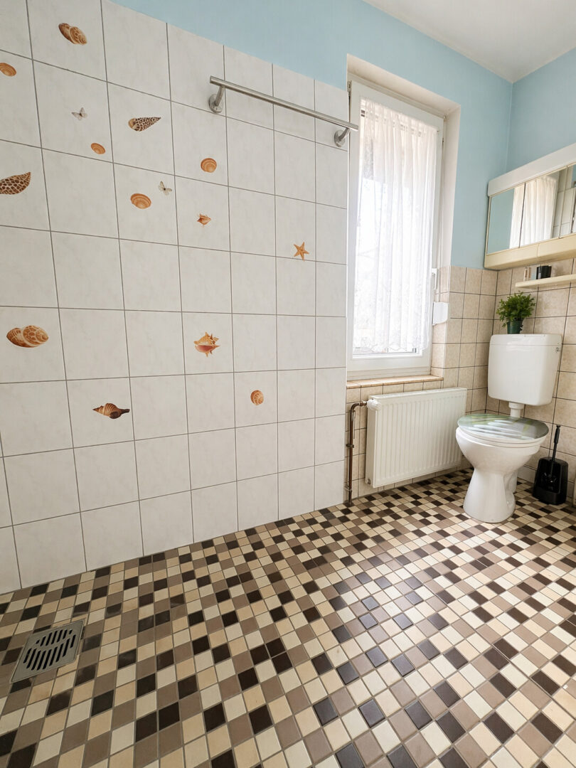 Badezimmer EG